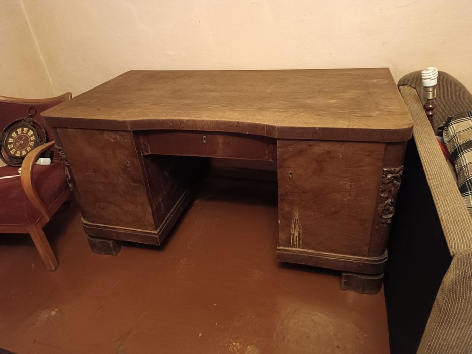 Zabytkowe biurko antyk