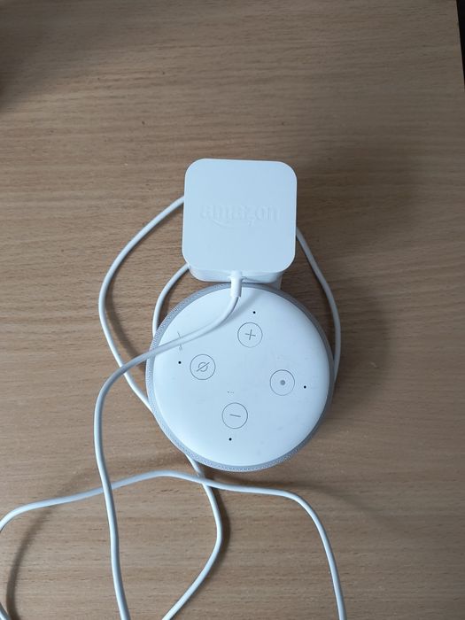 Розумна колонка Amazon Echo Dot (3rd Generation) із голосовим асистент