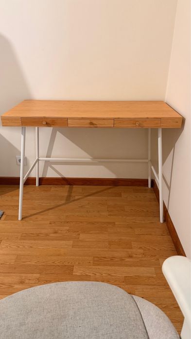 Secretária Lillasen IKEA