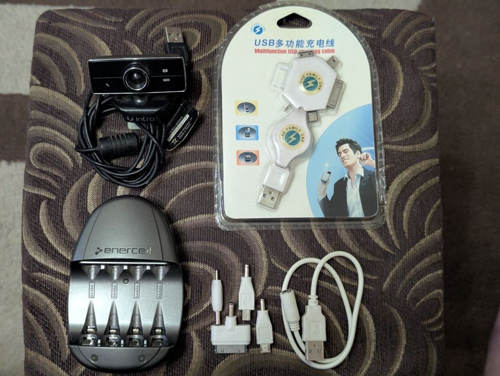 Продам старые зарядки, часы, zippo, usb, aux, наушники, адаптеры