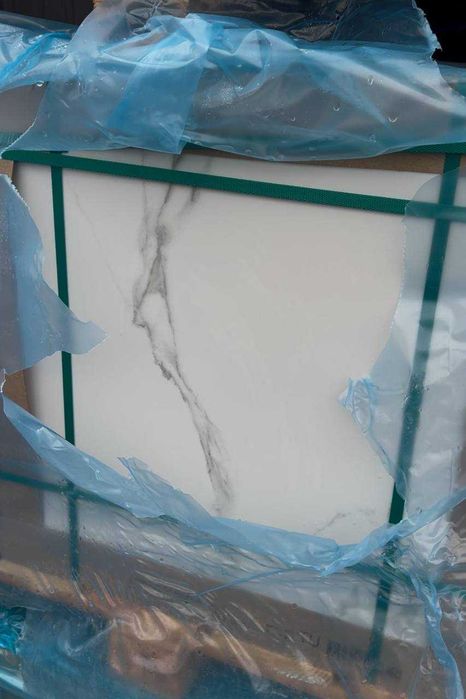 Керамограніт 60х60 біла під мармур на стіни на підлогу недорого мат