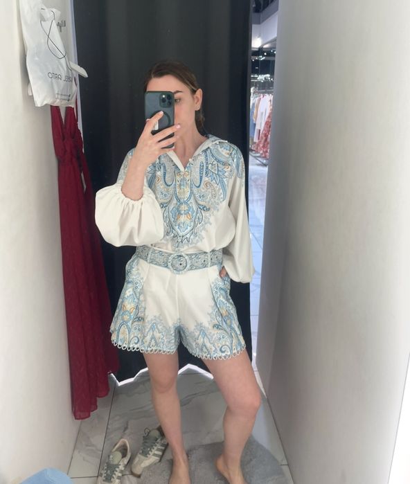 Стильний костюм на літо