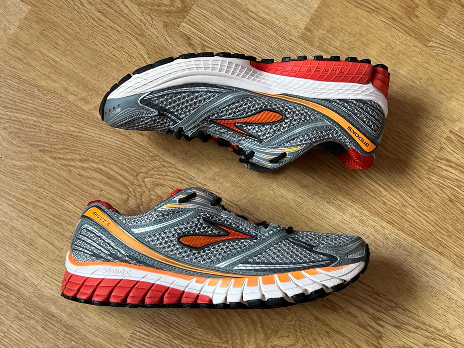 Кросівки Brooks 42,5 розміру у відмінному стані