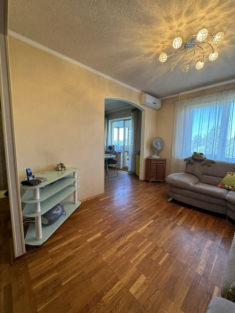Продаж 3х кімнатної район ДНС