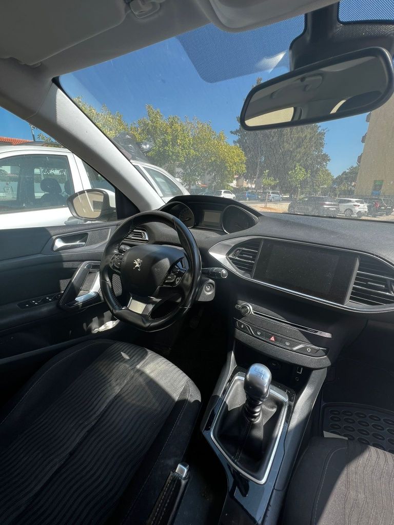 Pegeout 308 SW 1.6 HDI
