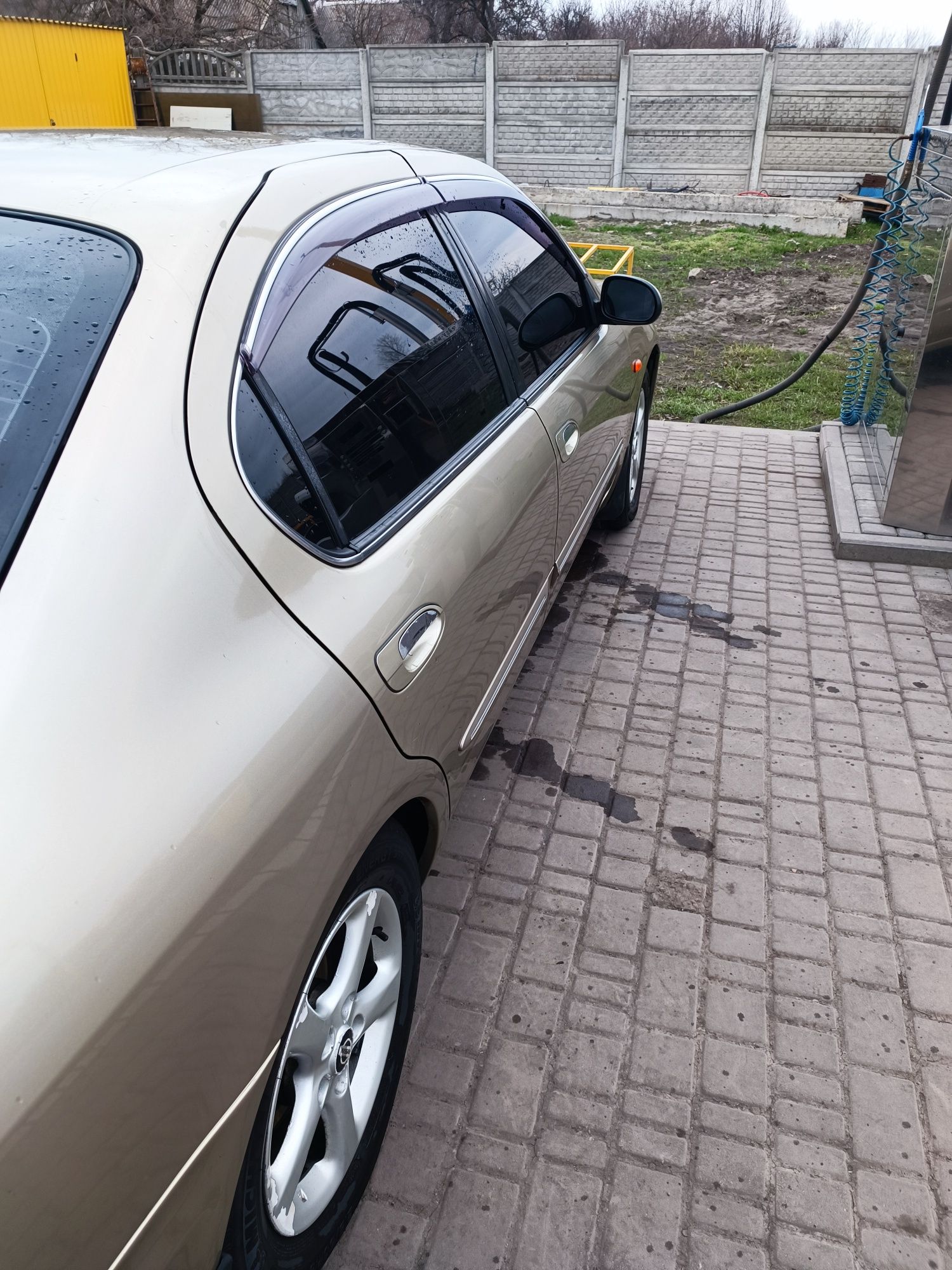 Nissan Maxima A33
