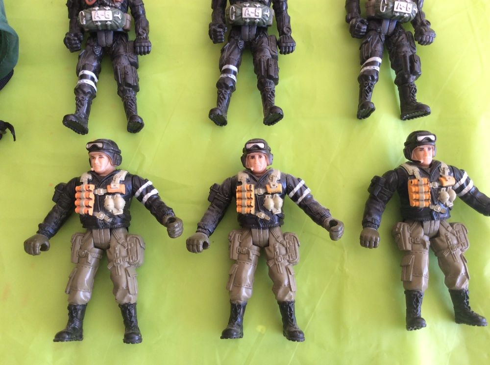 Soldier Force Figuras