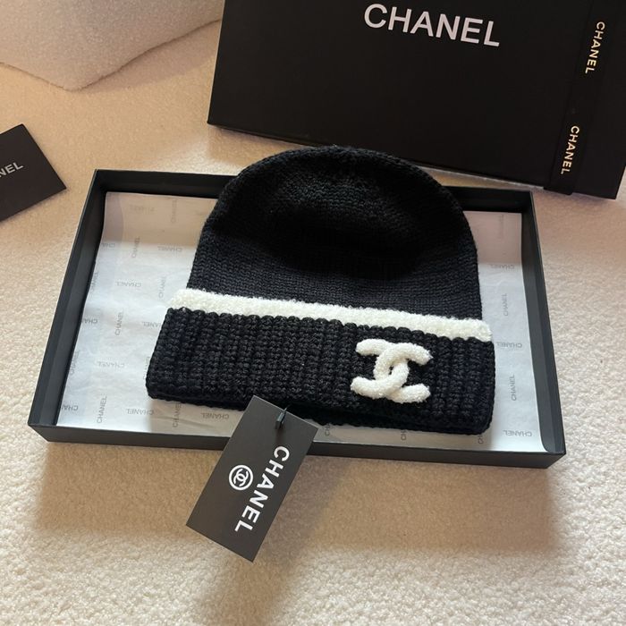 Czapka chanel czarna cc