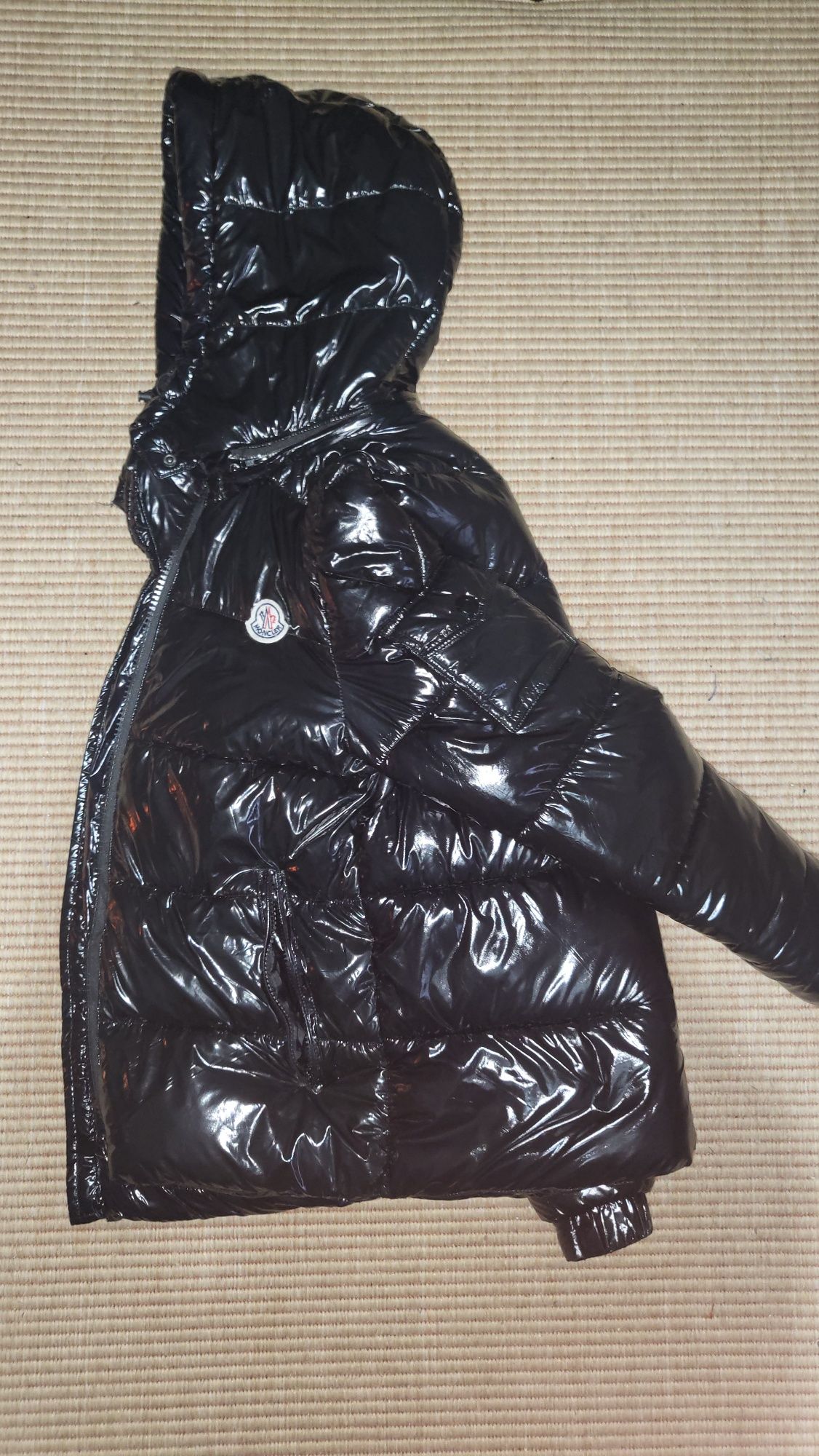 Kispo Moncler Maya Preto