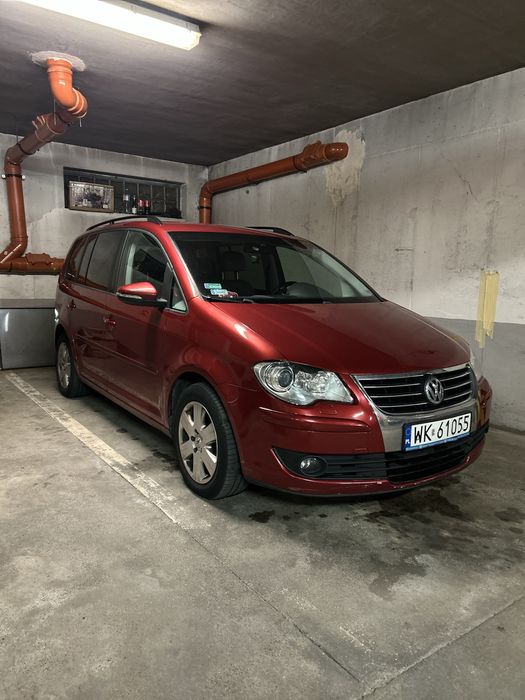 VW Touran 2009 2.0 TDI
