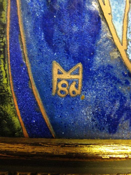 Pintura religiosa esmaltada - Nossa Senhora com o Menino - assinada