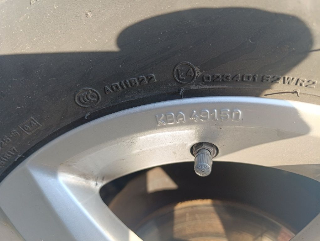 Диски 5 112 R16 VW Touareg Original Winter 215 65 R16 Pirelli