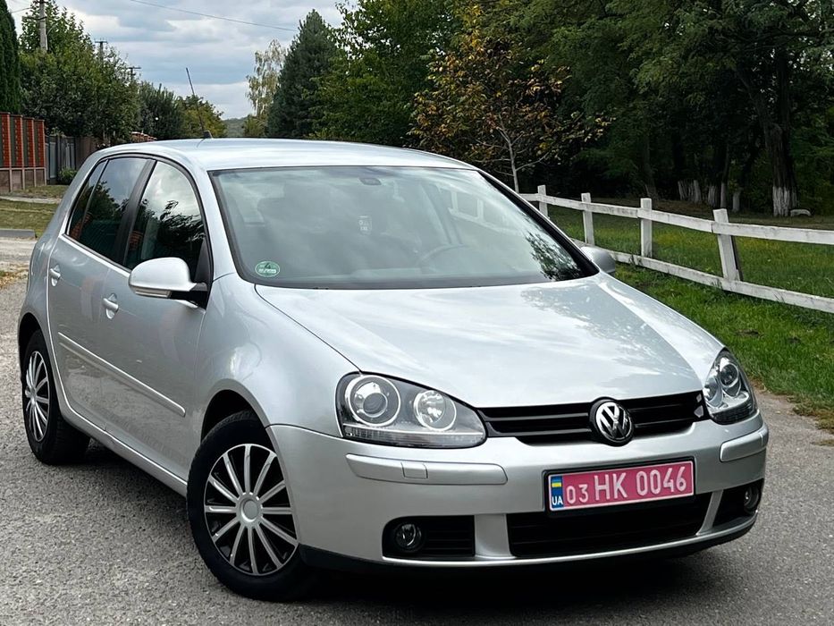 Volkswagen Golf R line