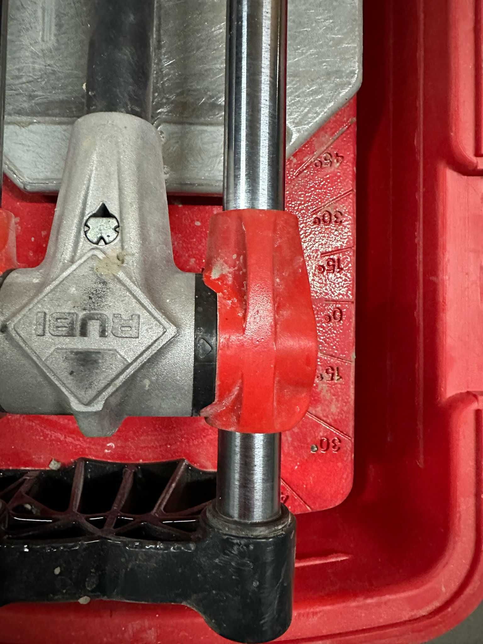 Rubi cortador manual