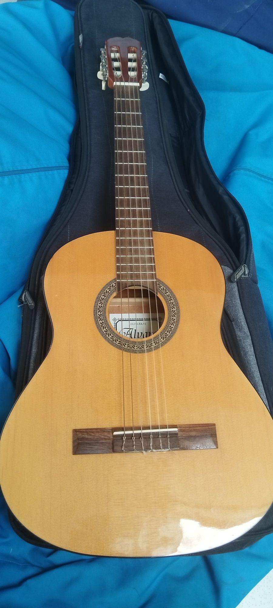Gitara Alvaro model 27+pokrowiec