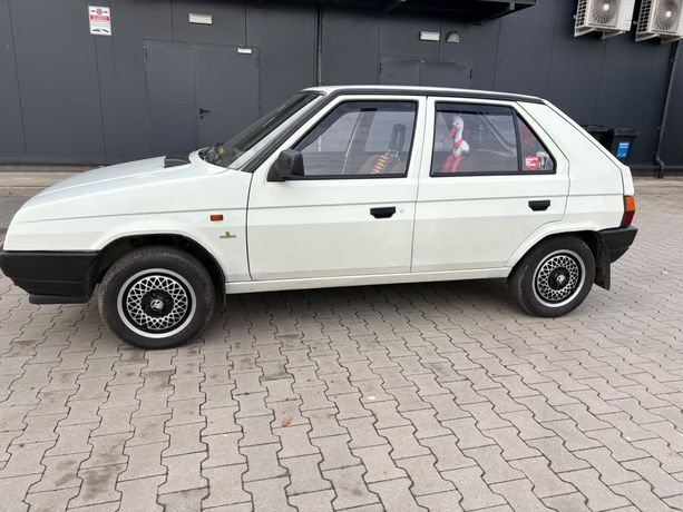 Skoda Favorit 135L klasyk youngtimer BERTONE