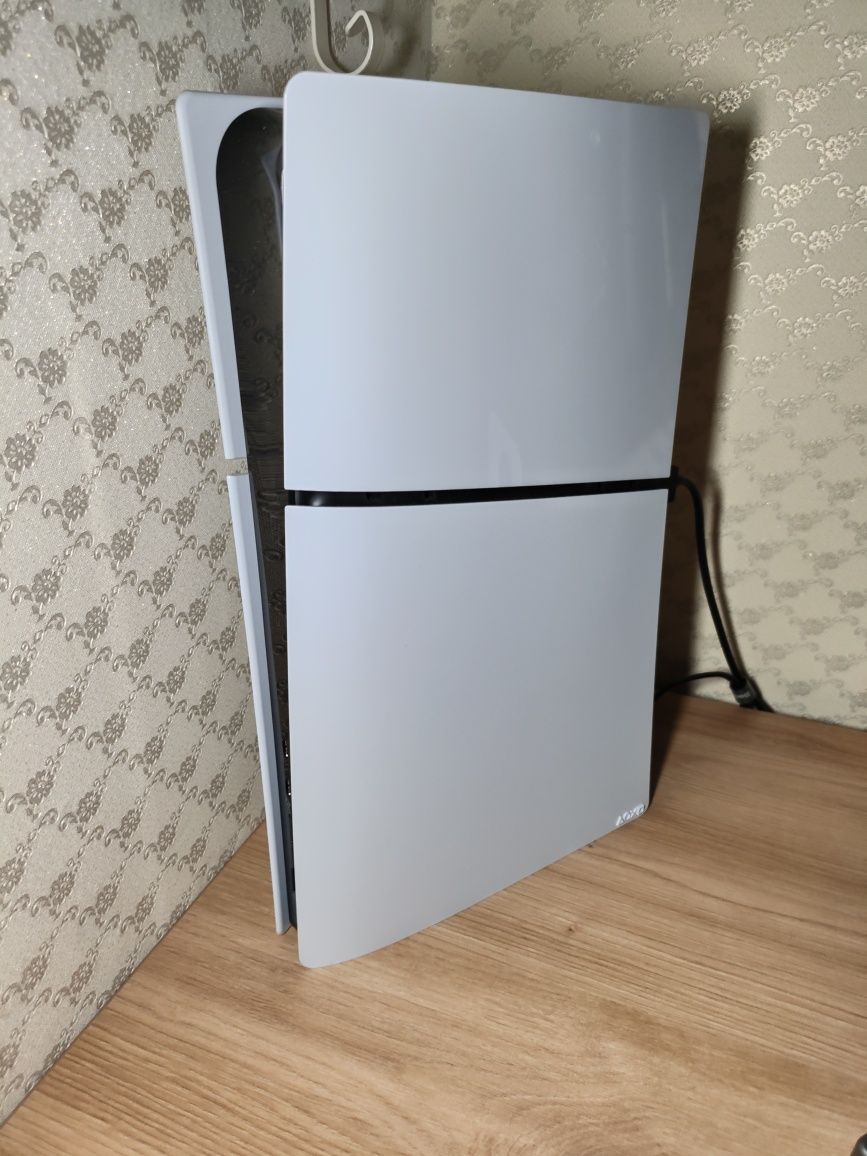 Playstation 5 slim digital edition (CFI-2016)