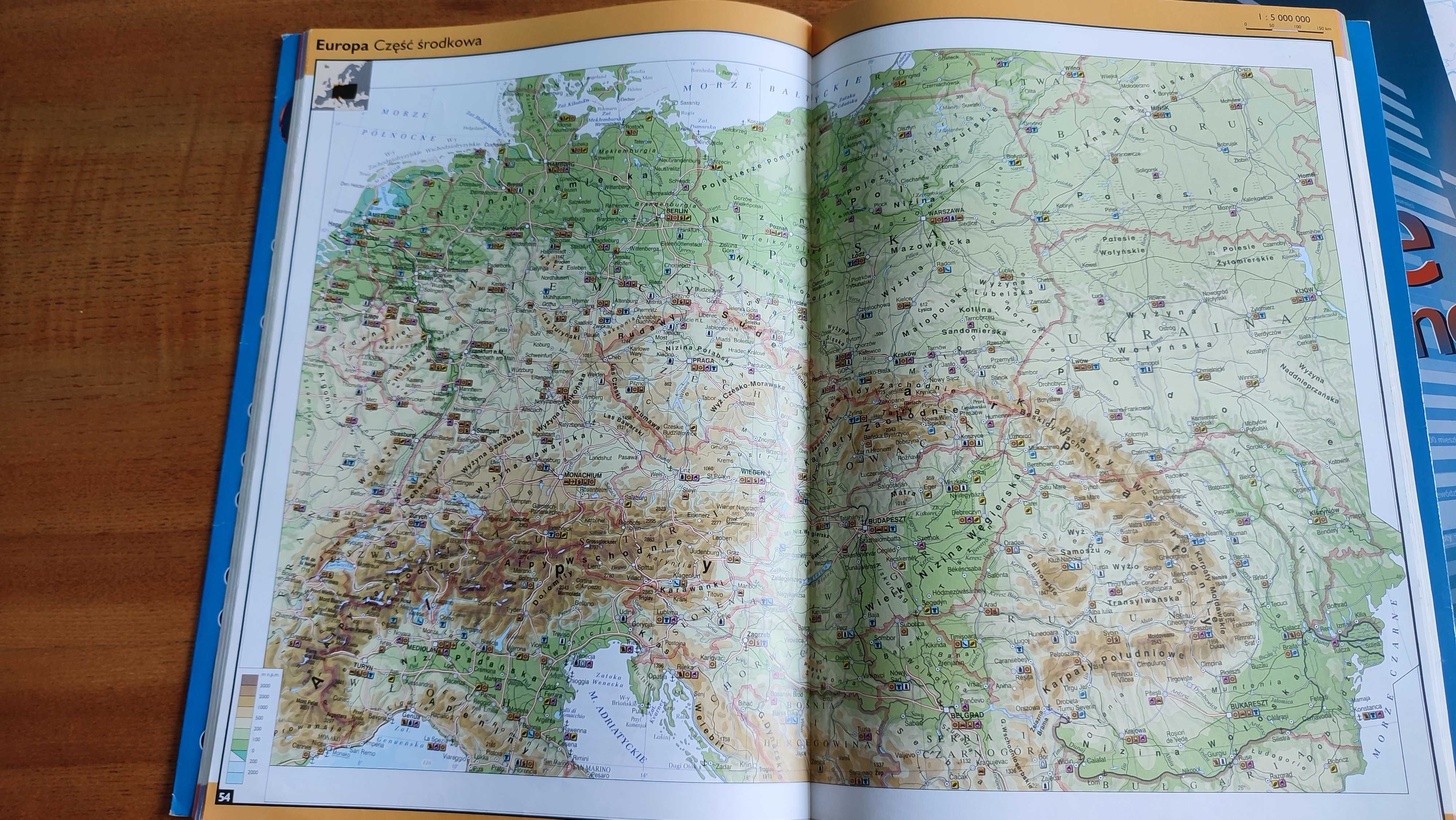 Atlas geograficzny gimnazjum DEMART + tablice + mapy