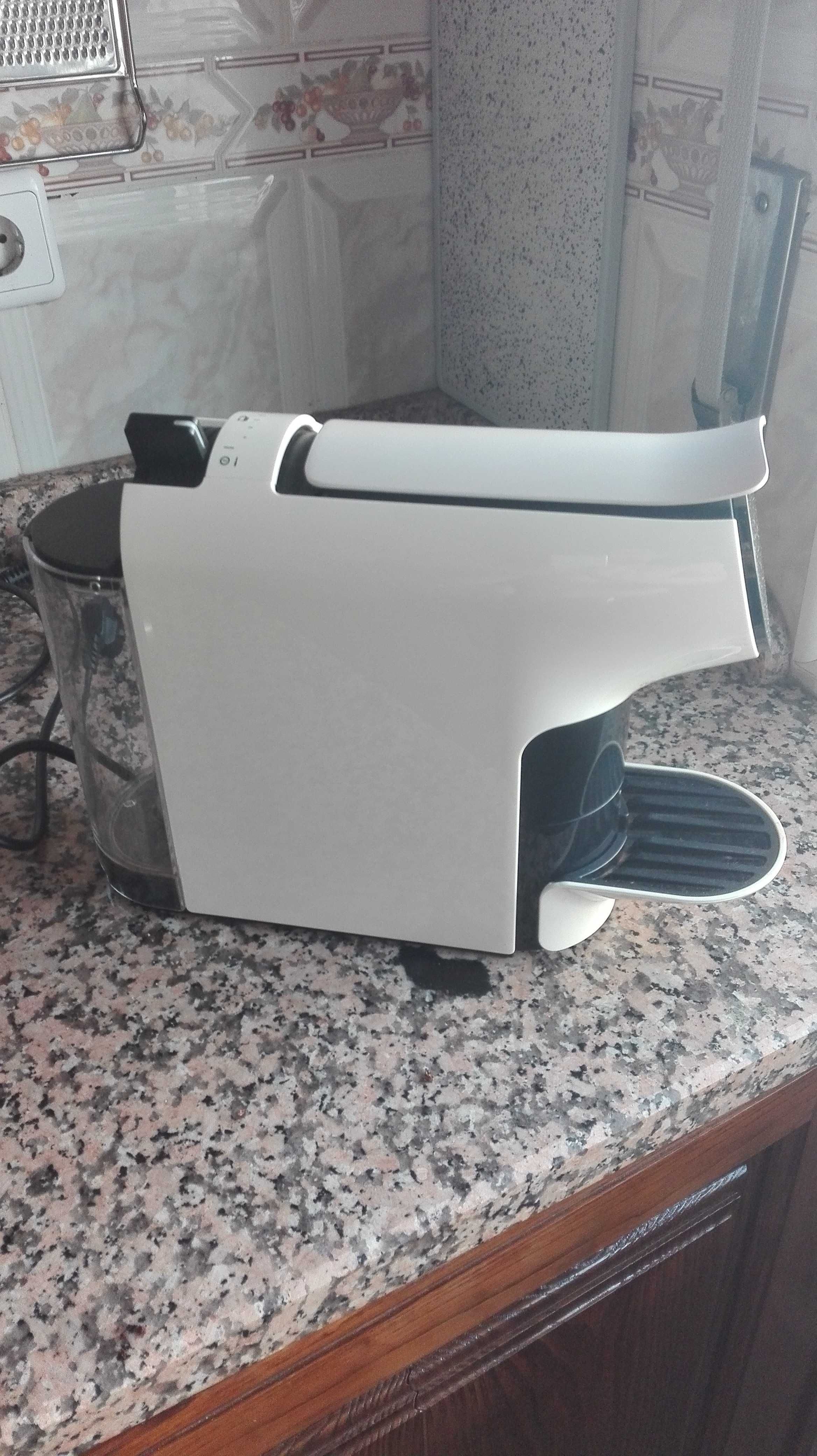 Máquina de café continente