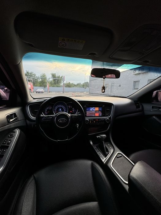 Продам KIA K5 2015 года