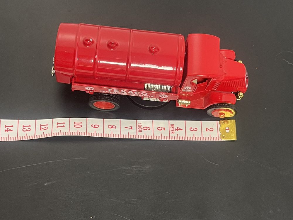 Модель авто Matchbox Mack Tanker Texaco колекційна