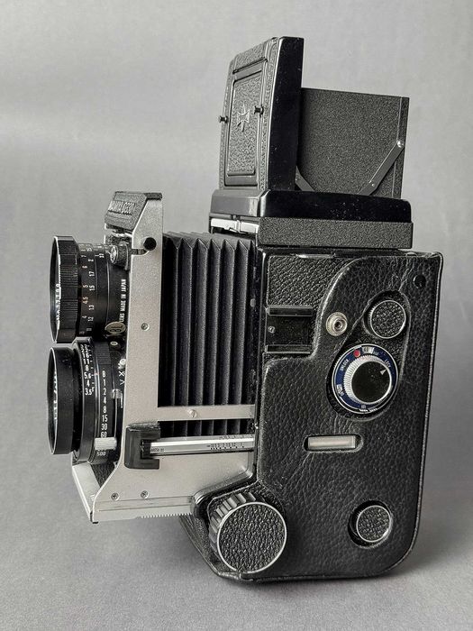Mamiya C330 Professional + Sekor 105mm F/3.5, futerał, pasek
