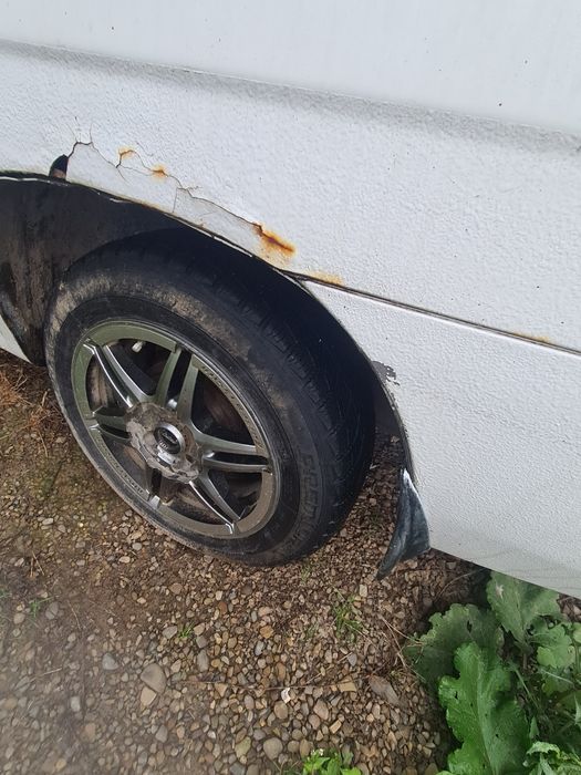 Део Нубіра.      ..