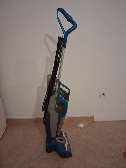 Aspirador vertical