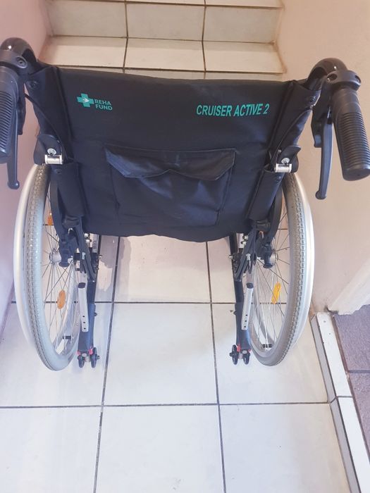 Aluminiowy wózek inwalidzki Rehafund Cruiser Active 2