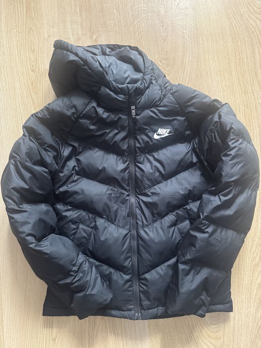 Kurtka zimowa 147-158 Nike