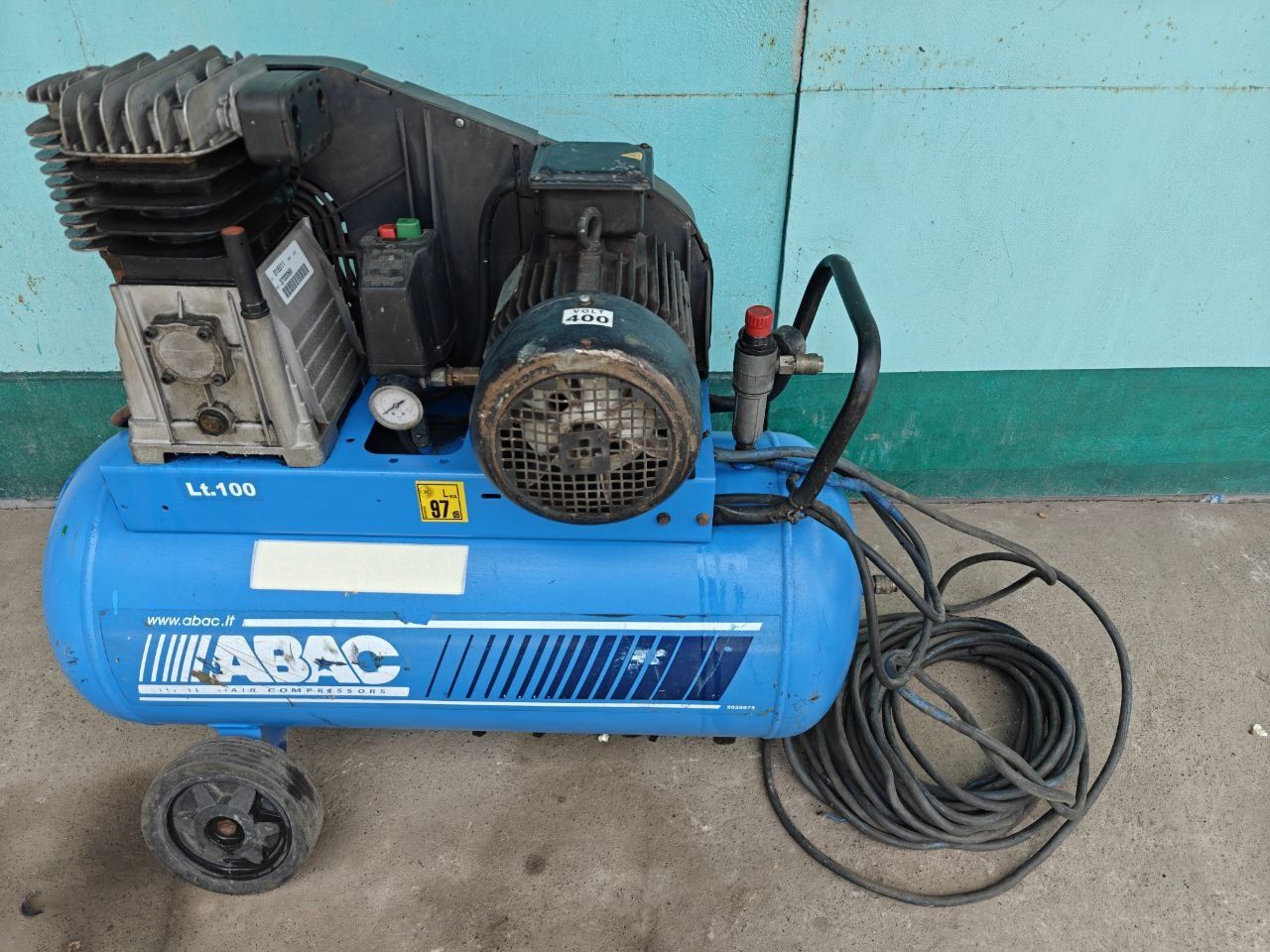 Продам повітряний компресор ABAC. Трифазний: 380 В.  Б/У.