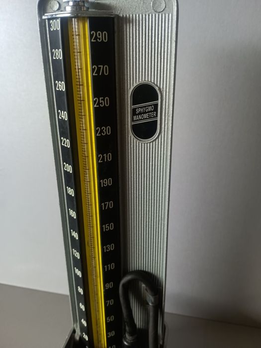 Medidor de tensão e estetoscópio novos