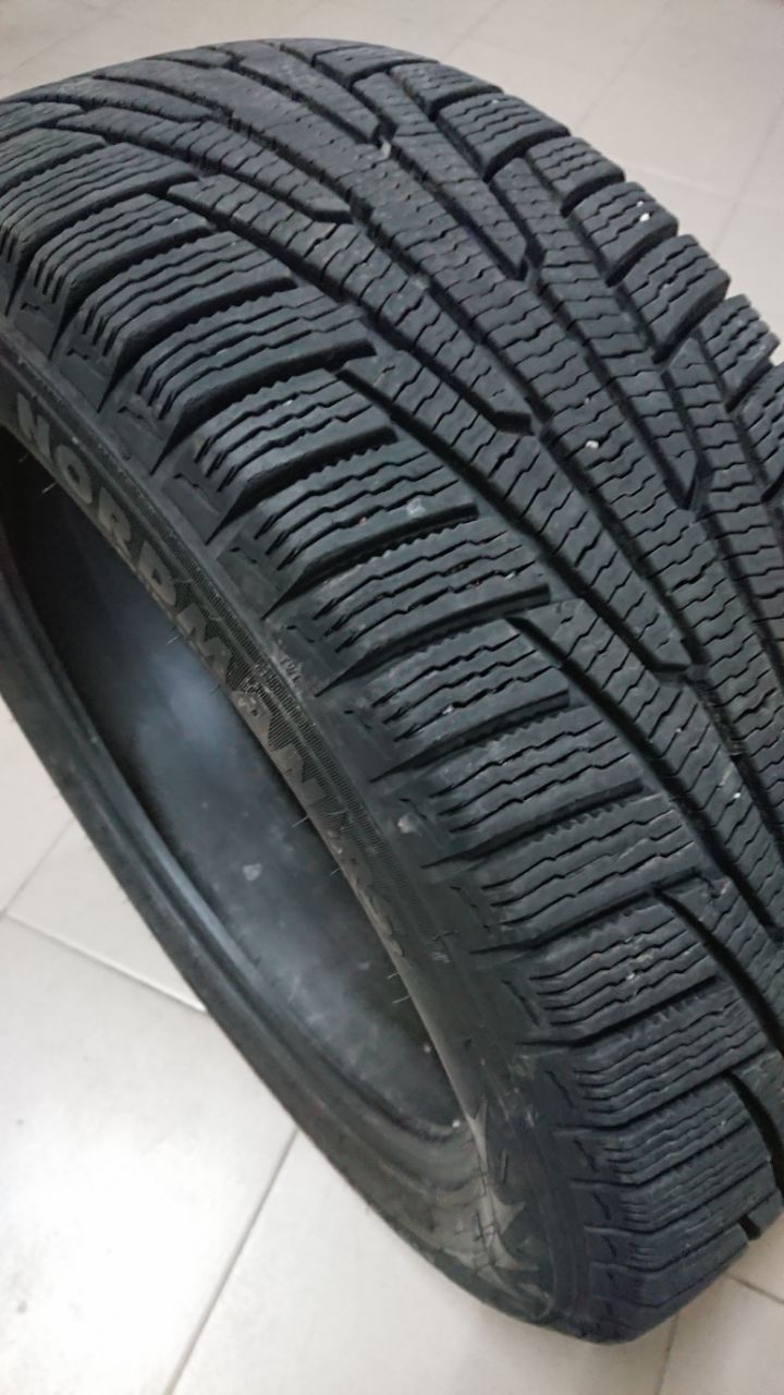 Гума зимова nokian nordman RS2 215/55 R17 - 4 шт