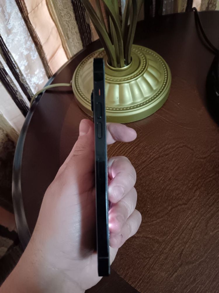 Продам Iphone 14 Pro Max 256