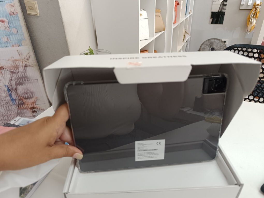 Tablet novo na caixa