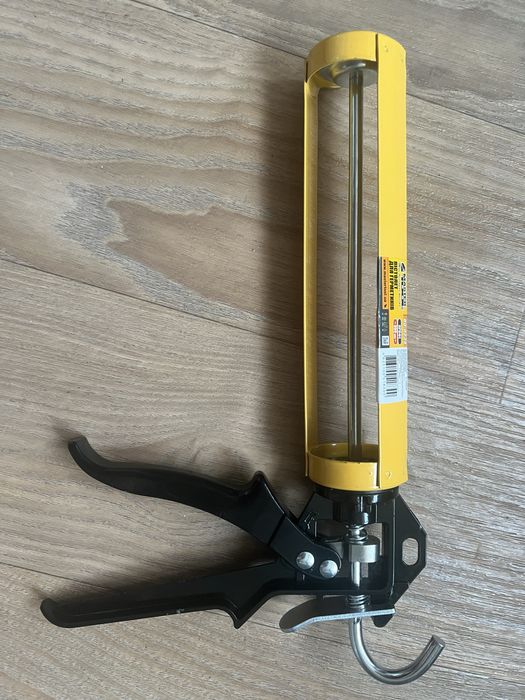 пістолет доя герметиків профі 355 мм