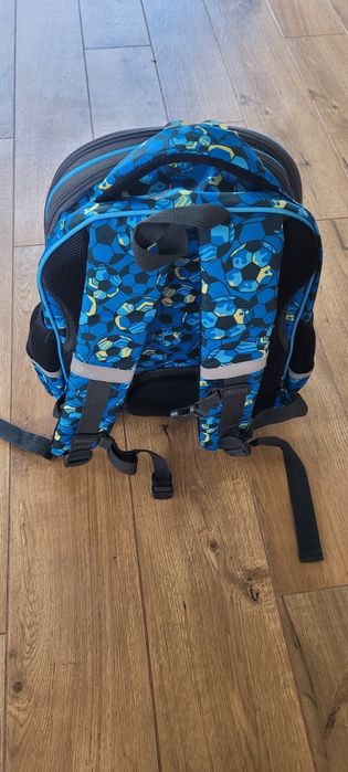 Plecak szkolny usztywniany