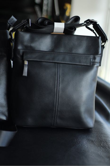 Велика шкіряна чоловіча сумка через плече