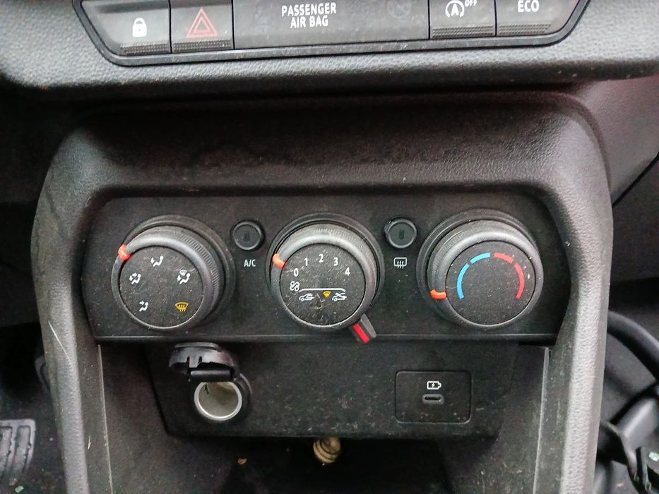 Comando chauffage / sofagem DACIA Sandero III