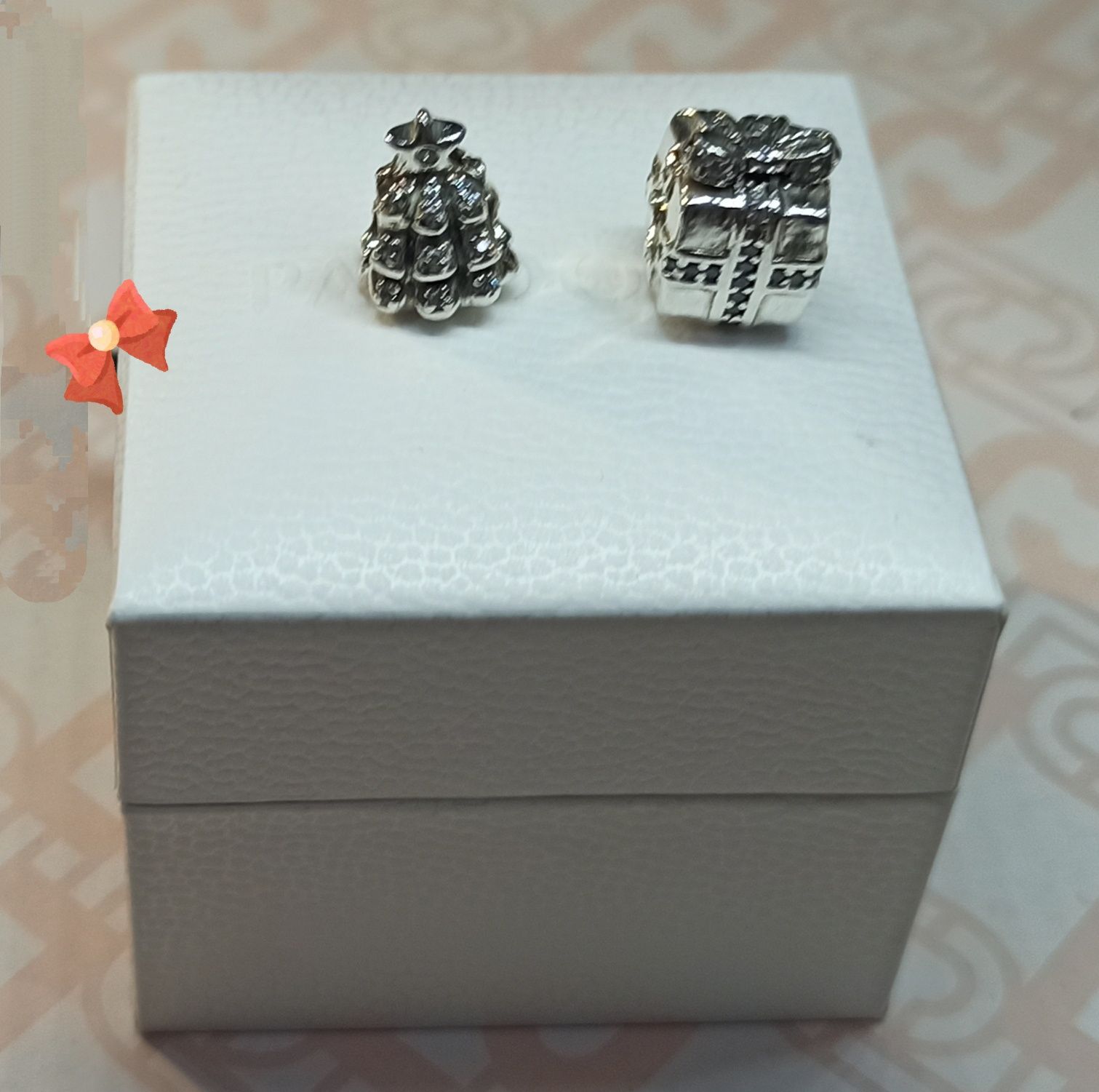 Conta / Charm P/ Pulseira Pandora Original -  Presente -