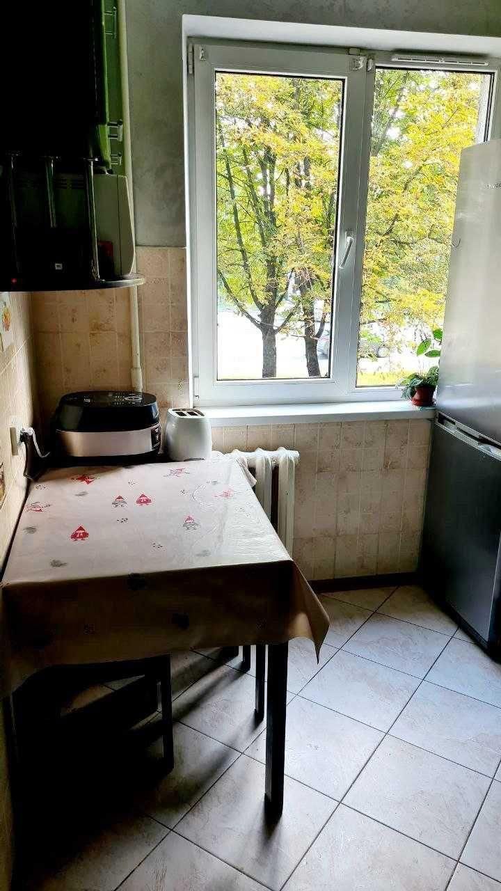 3-к, Довженка вул., 3, Бам