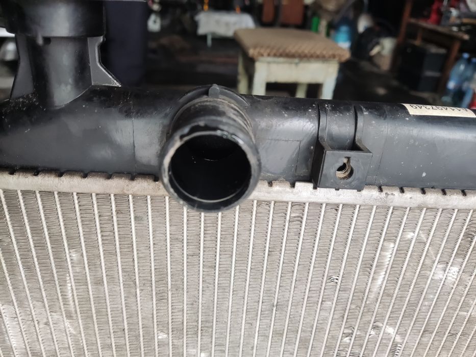 Радиатор Хонда срв 3 б/у полностью исправный.