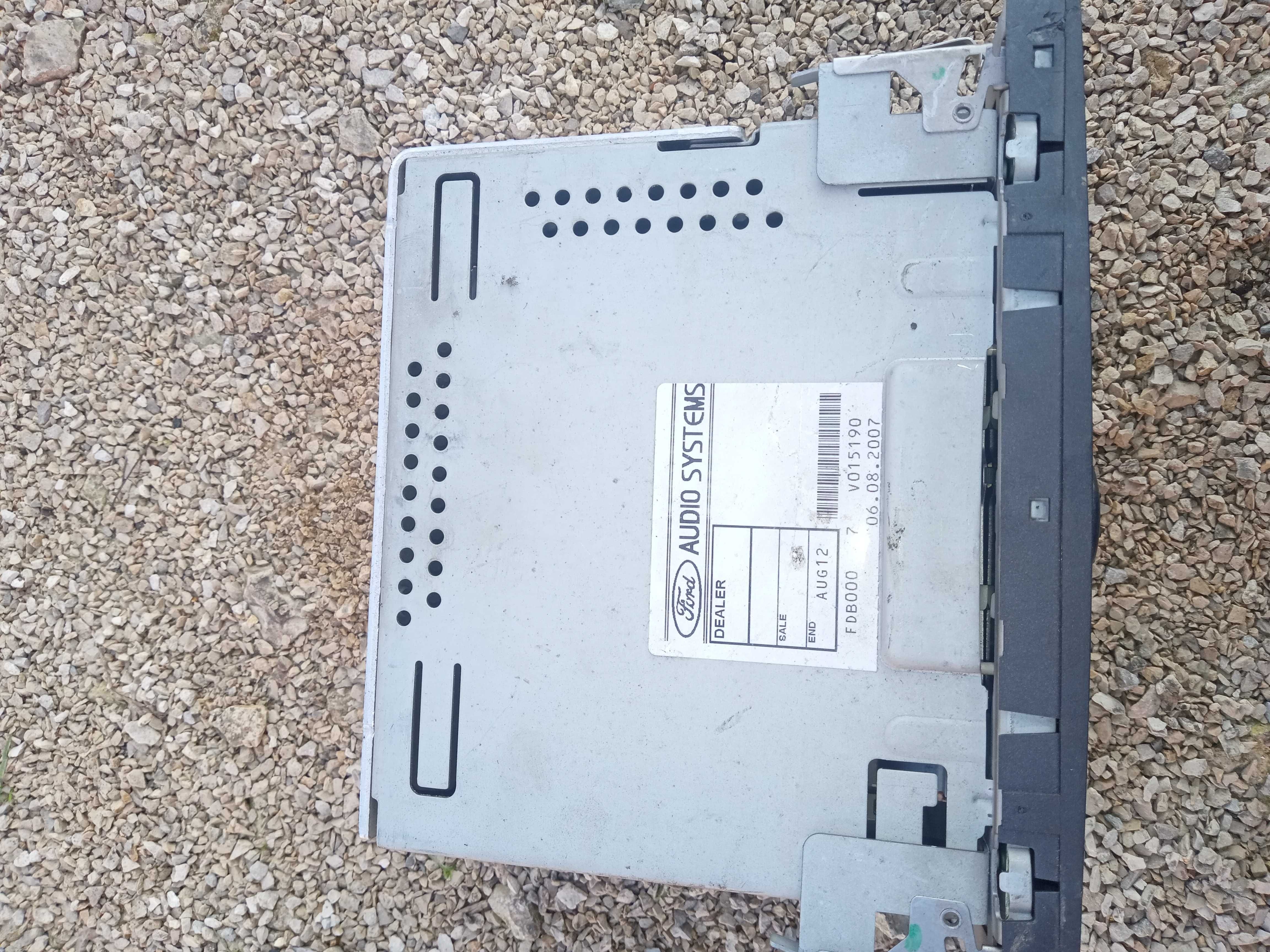 Radioodtwarzacz radio Ford Transit MK6 sprawne
