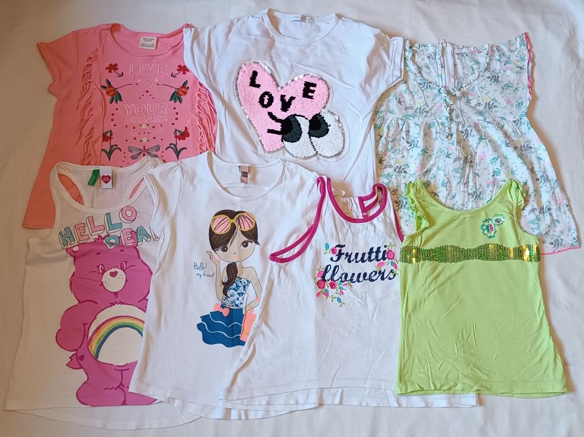 T-shirts e Blusas. Menina 4 Anos. Excelente estado