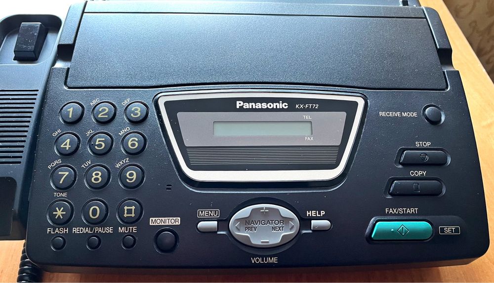 ПРОДАЮ новий факс Panasonic KX-FT72