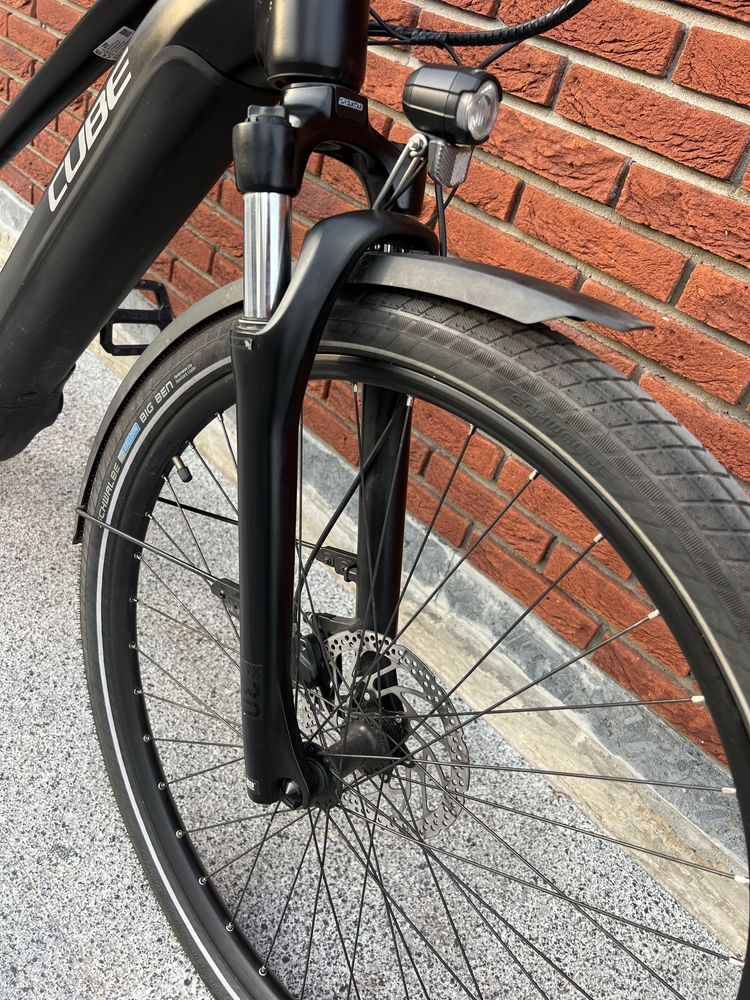 E-bike Cube Touring Hybrid PRO 2023