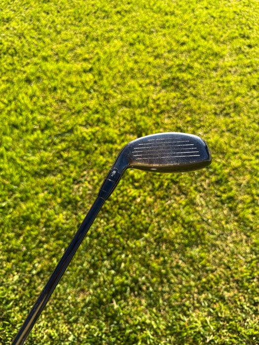 Titleist 818H1 (19) hibrido + 40.5” Tensei CK Pro Blue 70 reg Shaft