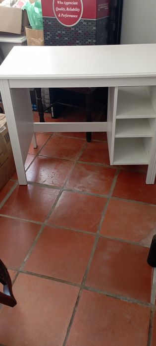 Secretaria e cadeira