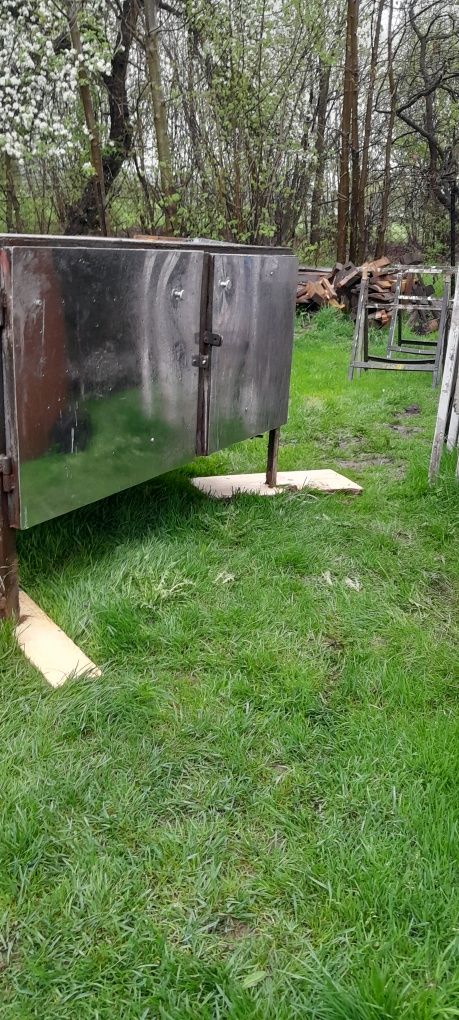 Mam do sprzedania warsztat wykonany jest kątownika 5 x 5