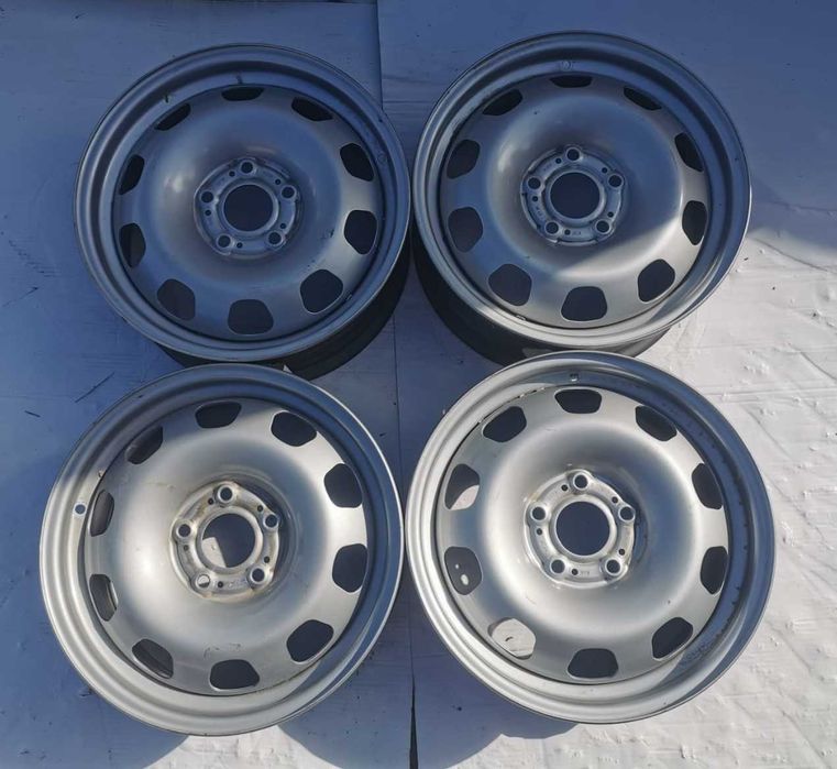 4x felga stalowa 6,5Jx16 Dacia Duster 5x114,3 ET50 nowe